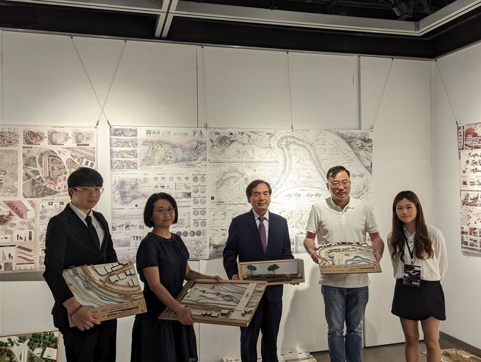 勤益科技大學景觀系畢業特展「暴脹宇宙：探索無限成長的我們」14日舉辦開幕活動。圖片